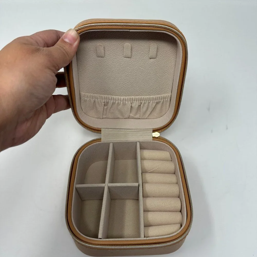 SAMARA Vegan Leather Travel Jewelry Box